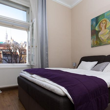 Elegant Apartment With Buda Castle View Будапеща Екстериор снимка